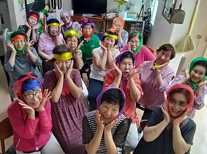 [경로당연계사업] 여가지원프로그램 '여전히 청춘이로당' 건강체조 진행